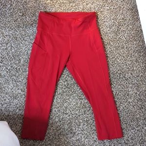 Fast and Free 19" Crop